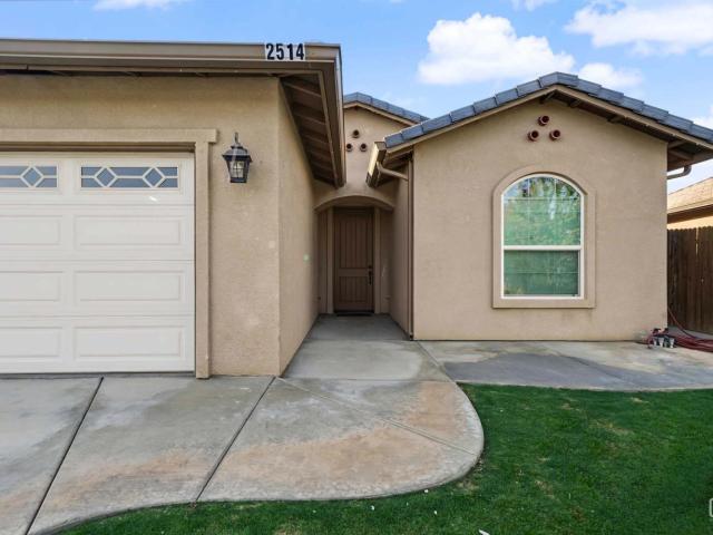 House for sale in Wasco, California