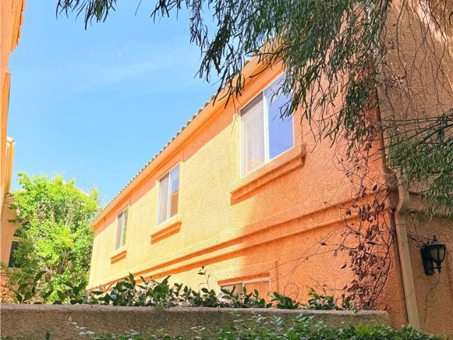 Townhouse for sale in Stevenson Ranch, California