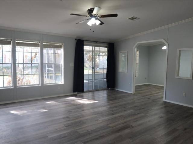 House for sale in Astatula, Florida