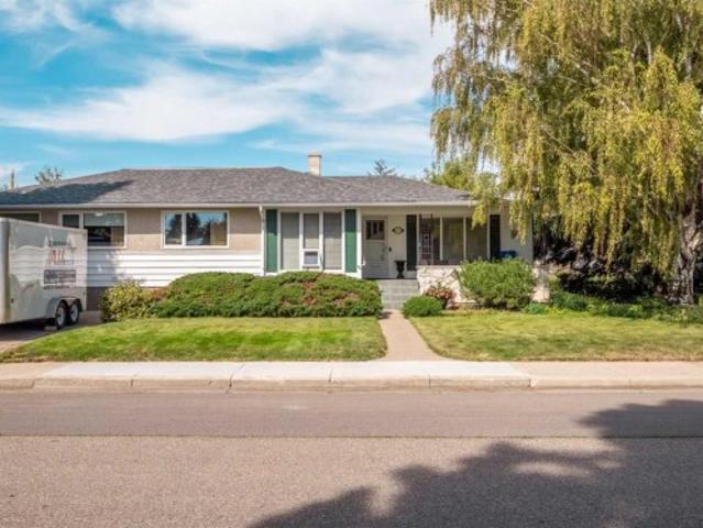 House for sale in Lethbridge, Alberta