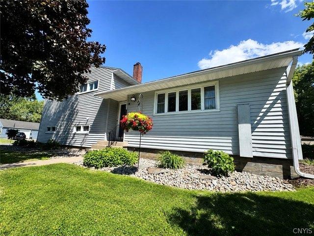 House for sale in Oneida, New York