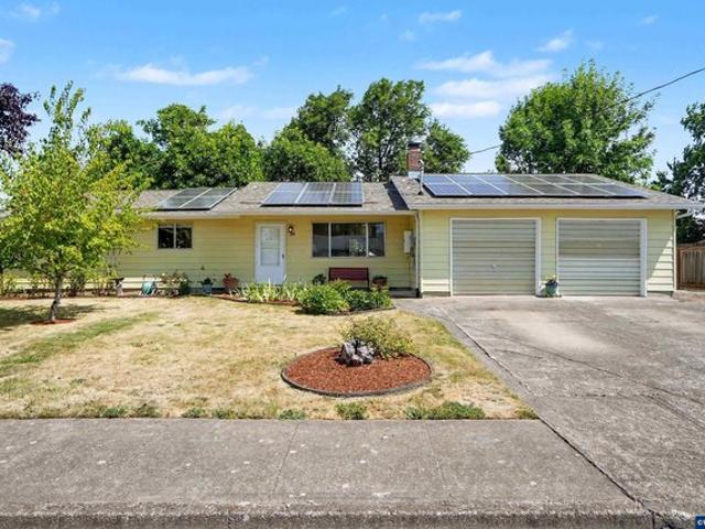 House for sale in Oregonia