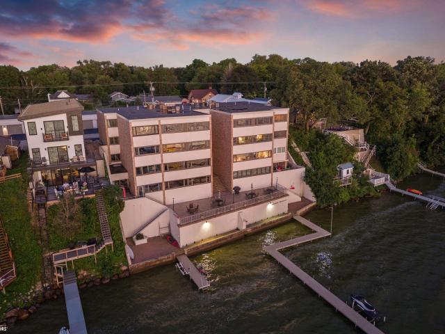 Condo for sale in Cerro Gordo, Iowa