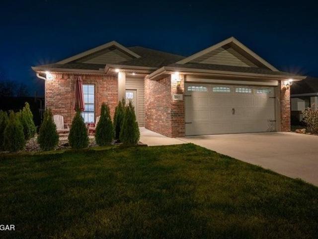 House for sale in Carthage, Missouri