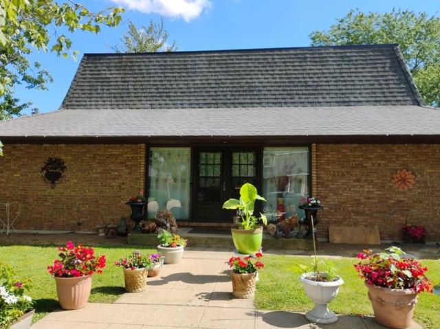 House for sale in Waukegan, Illinois