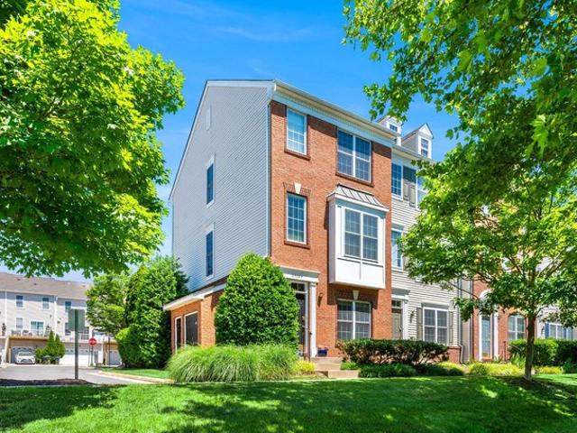 Condo for sale in Virginia