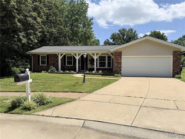 House for sale in Fenton, Missouri