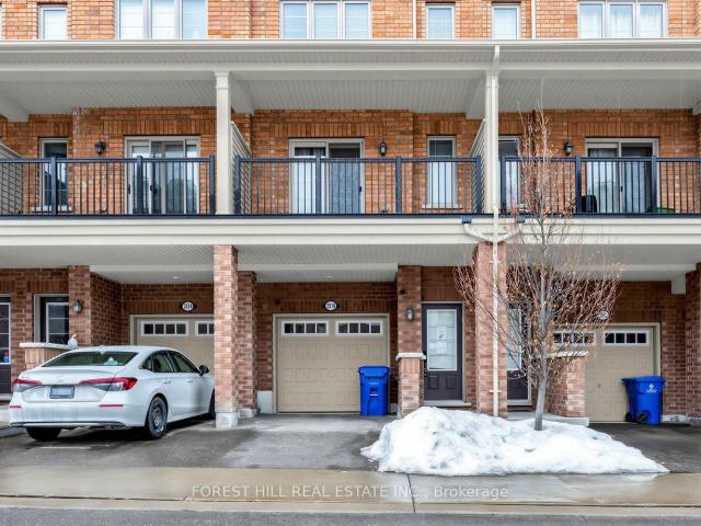Townhouse for sale in Woburn, Ontario