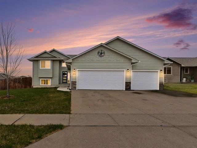 House for sale in Yankton, South Dakota
