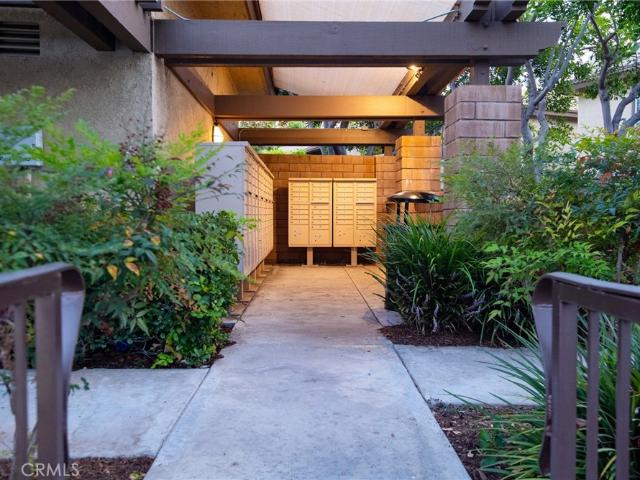 Condo for sale in Foothill Ranch, California