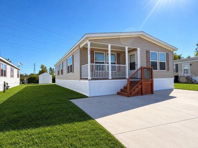 House for sale in Woodhaven, Wayne County