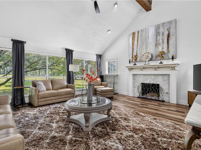 Townhouse for sale in Ark