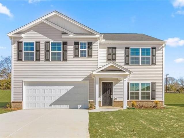 House for sale in Yadkinville, North Carolina
