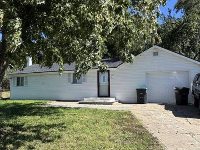 House for sale in Omaha, Douglas County