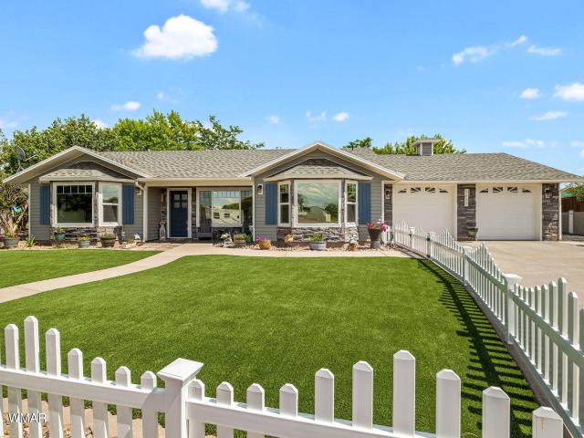 House for sale in Navajo, Arizona
