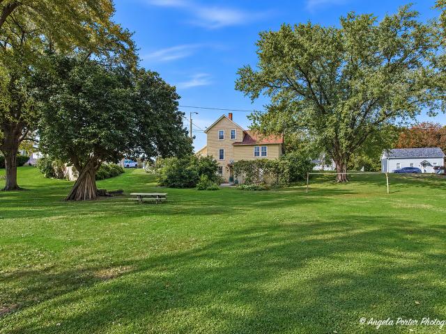 House for sale in Johnsburg, McHenry County
