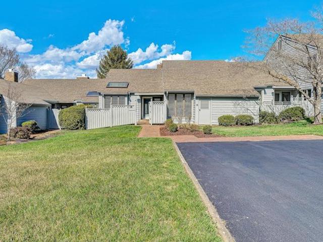 Townhouse for sale in Virginia
