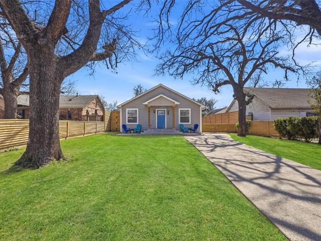 House for sale in Dallas, Texas