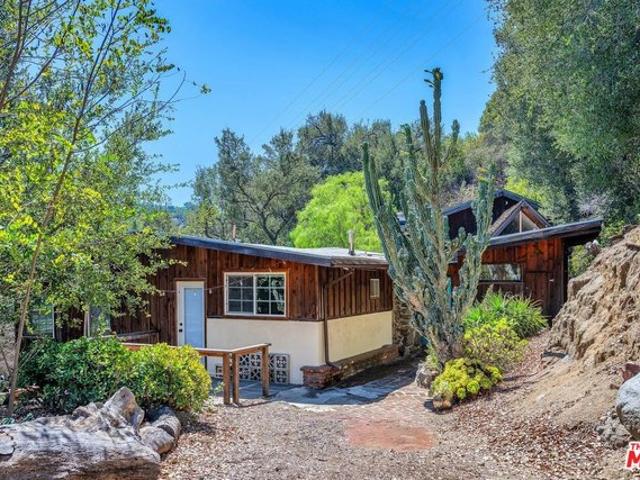 House for sale in Canoga Park, California