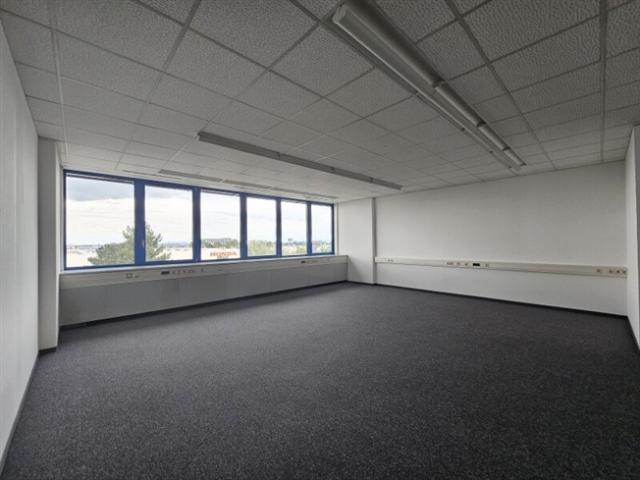 Gewerbe mieten in Wiener Neudorf, Niederösterreich