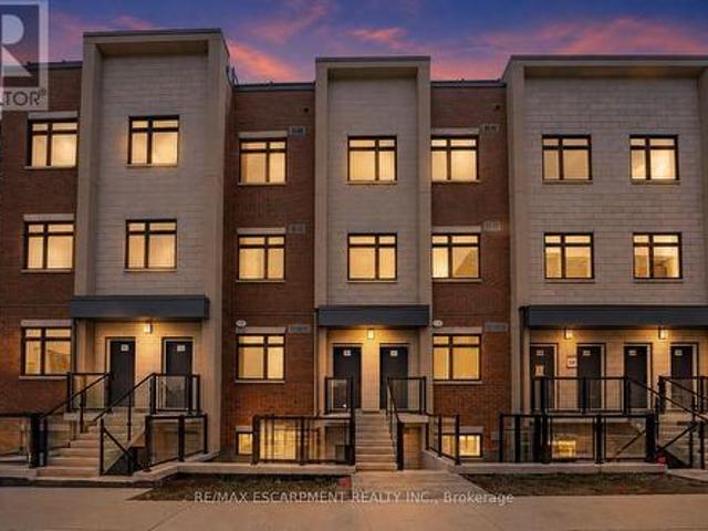 Townhouse for sale in Mississauga, Ontario
