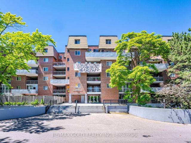 Condo for sale in Woburn, Ontario