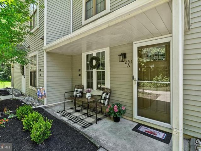 Condo for sale in Mount Laurel, New Jersey