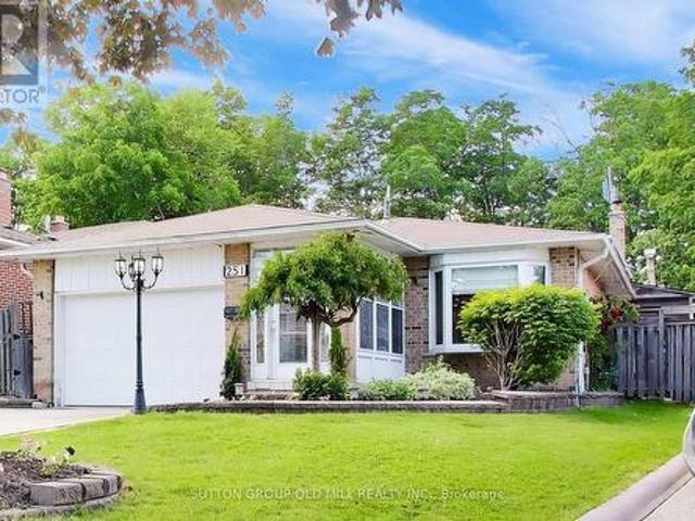 House for sale in Mississauga, Ontario