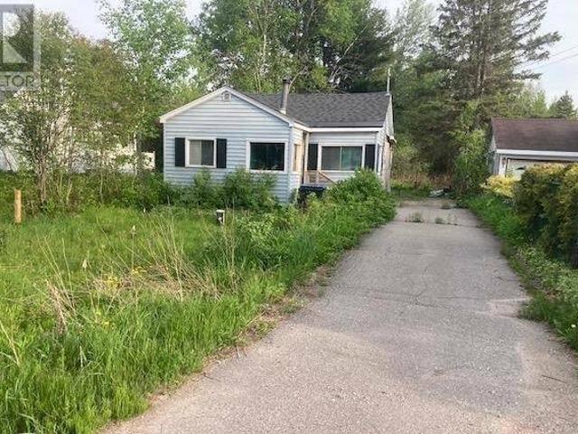 House for sale in Sault Sainte Marie, Ontario