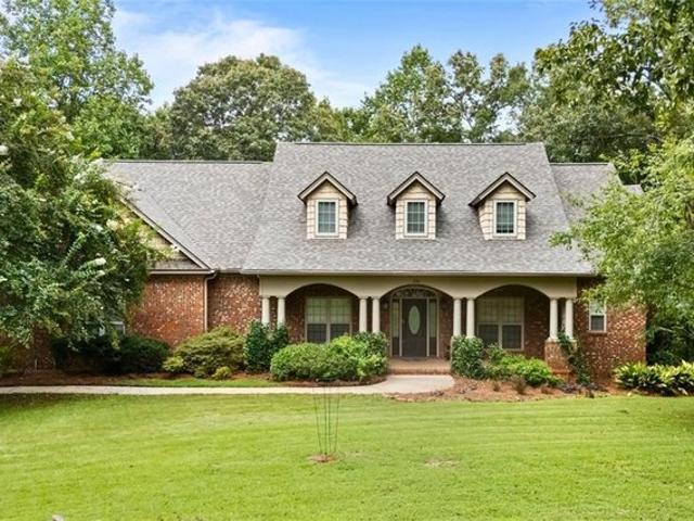 House for sale in Whipporwill Estates, Auburn