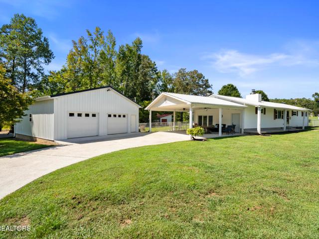 House for sale in Spring City, East Tennessee