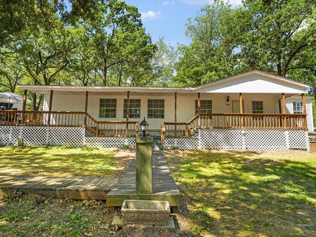 House for sale in Streetman, Texas