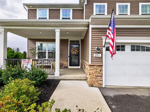 House for sale in Town of Walworth, Town of Macedon