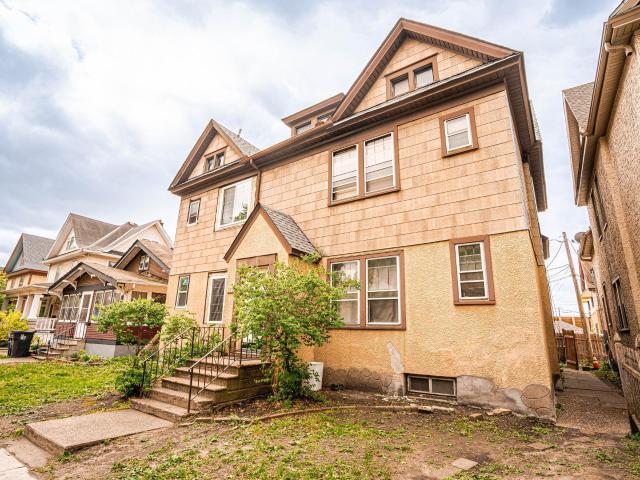 Apartment for sale in Dayton's Bluff, Ramsey