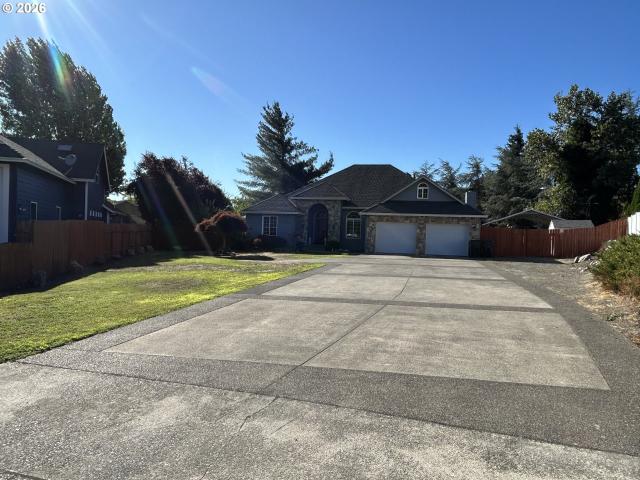 House for sale in Oregonia