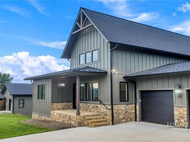 Townhouse for sale in Jefferson, North Carolina