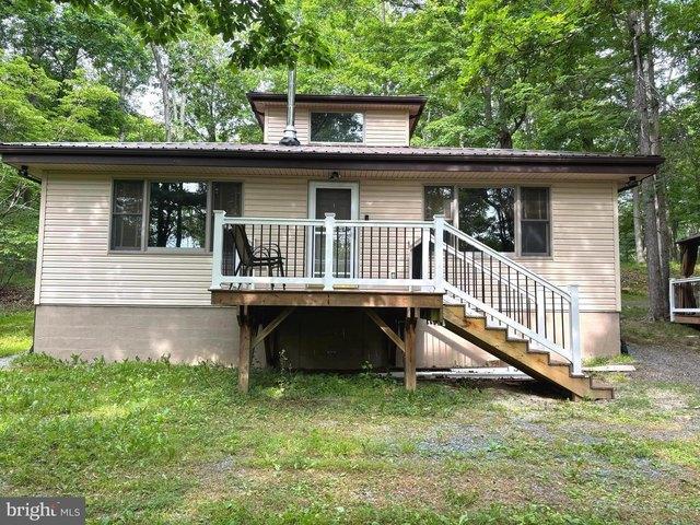 House for sale in Hardy, West Virginia