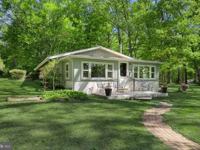 House for sale in Massey, Maryland