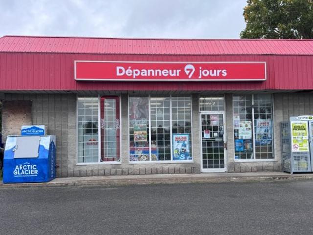 Commercial for sale in Quartier des Jardins, Saint-Eustache