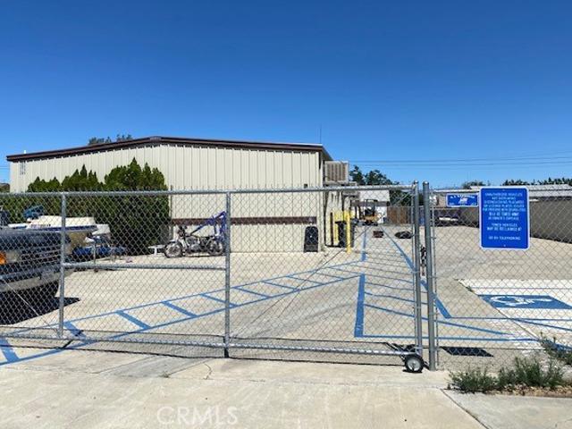 Commercial for sale in Coalinga, California