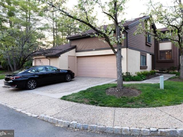 Condo for sale in Princeton, New Jersey