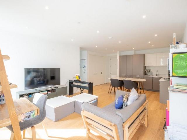 Apartment for rent in Elephant and Castle, Greater London