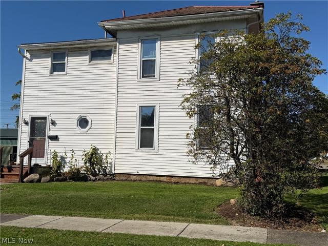 House for sale in Columbiana, Columbiana County