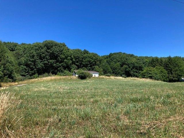 House for sale in Daniels, West Virginia