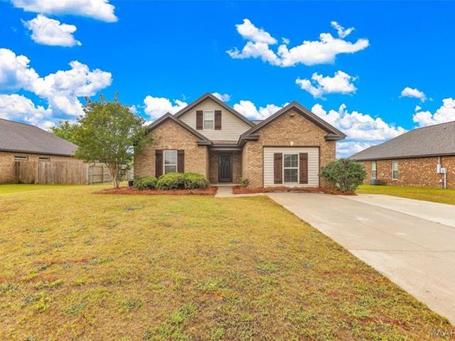 House for sale in Elmore, Alabama