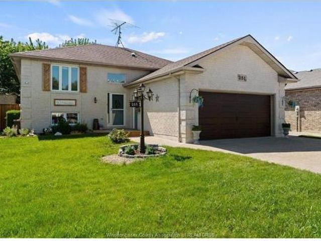 House for sale in Lakeshore, Ontario