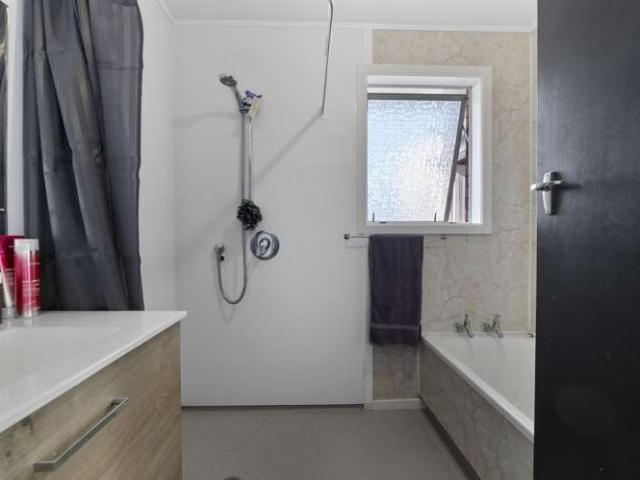 Apartment for sale in Hillsborough, Taranaki