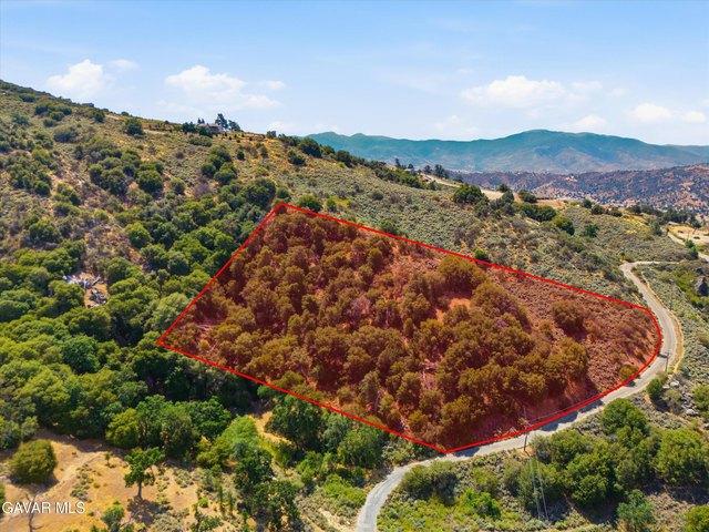Land for sale in Tehachapi, California