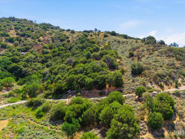 Land for sale in Tehachapi, California