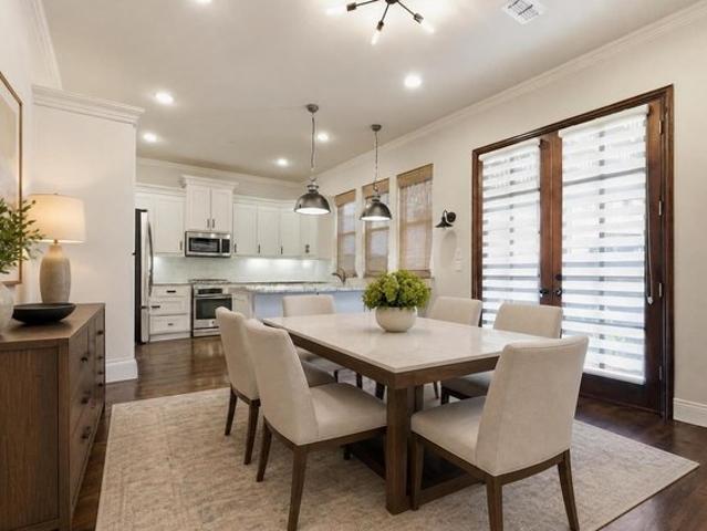 House for sale in Farmers Branch, Texas